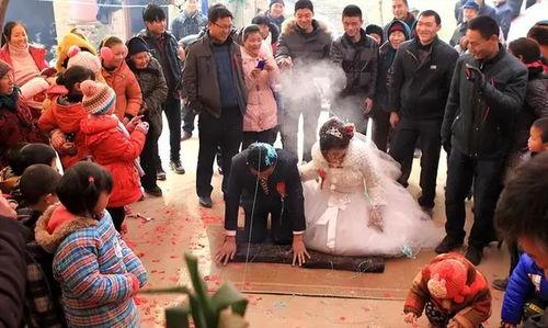 河北结婚吃瓜事件,一场婚礼引发的舆论风波