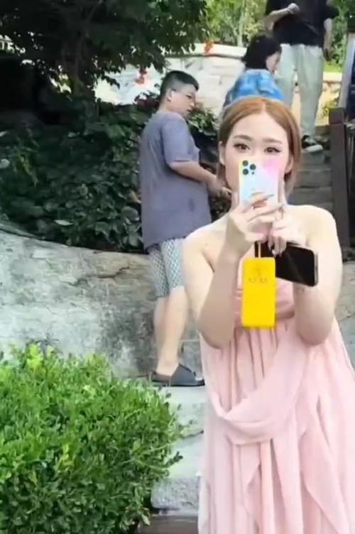 武汉吃瓜事件女主叫什么,揭秘女主角身份之谜