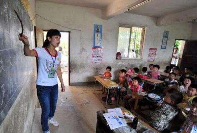 金乡老师吃瓜事件真相