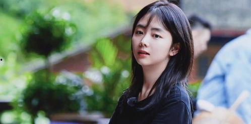 谭松韵吃瓜事件真相视频